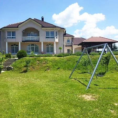 Villa Pegas *