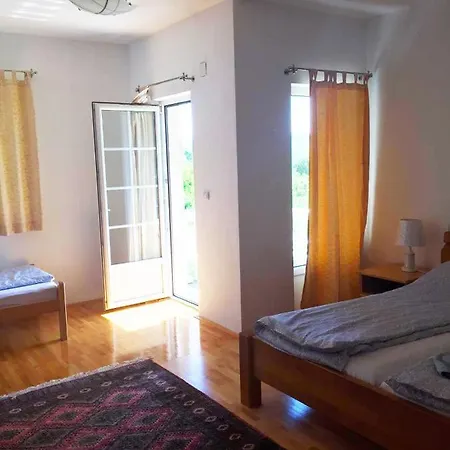Pegas Villa *